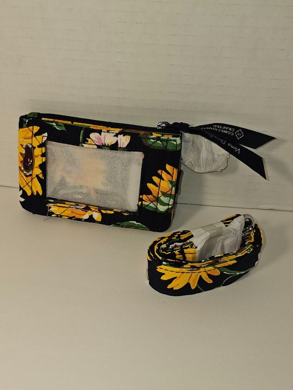 NWT Vera Bradley RFID Deluxe Zip ID Case Wide Lanyard Sunflowers Set Wallet